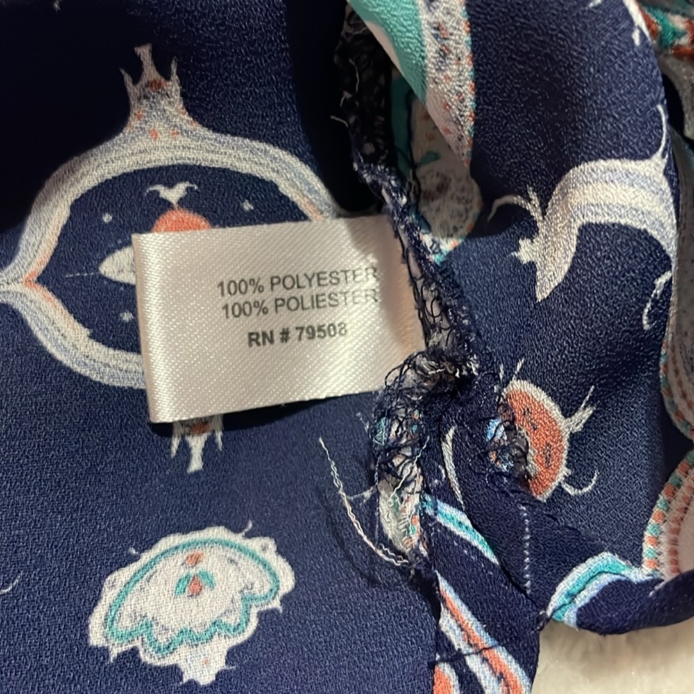 Violet + Claire Navy Paisley Women's Top - Picture 6 of 8